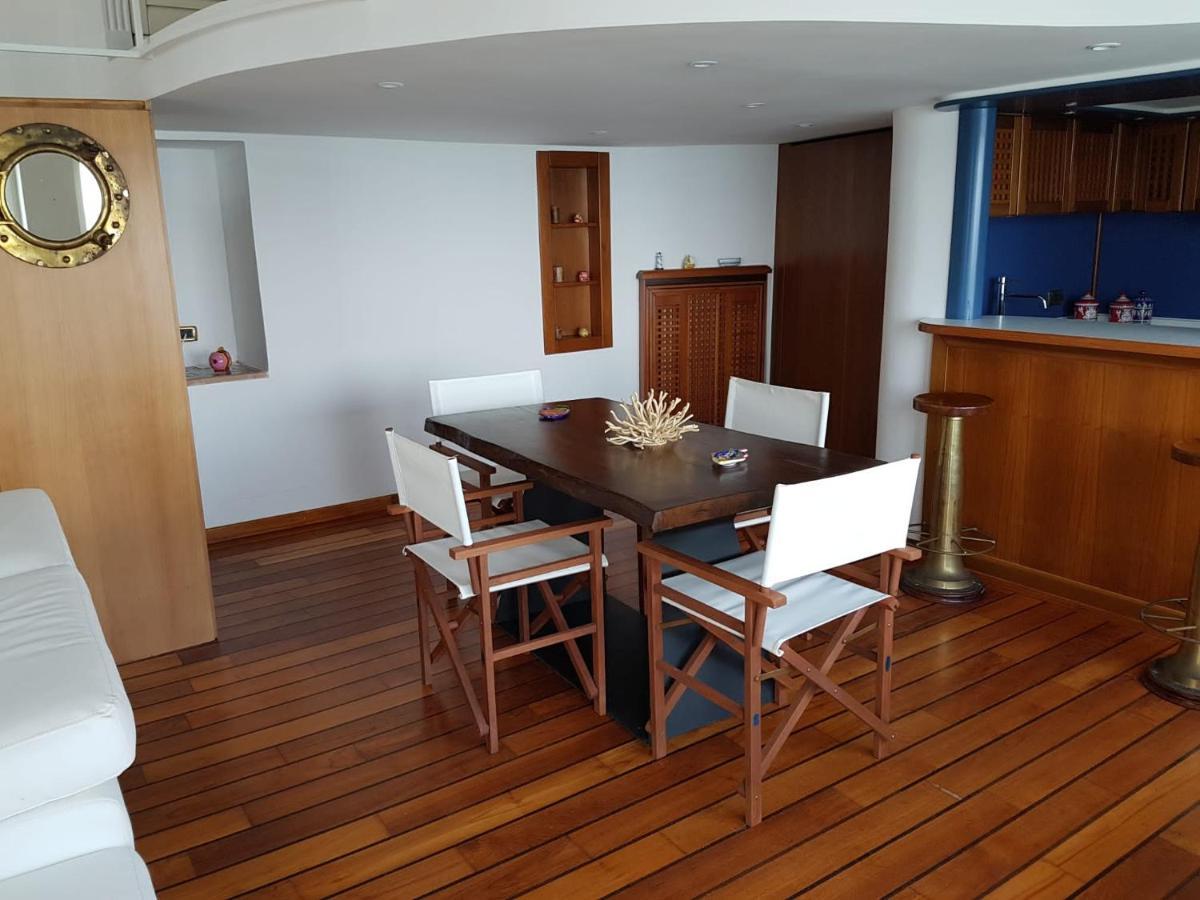 Ferienwohnung La Casa Sull' Acqua Neapel Exterior foto